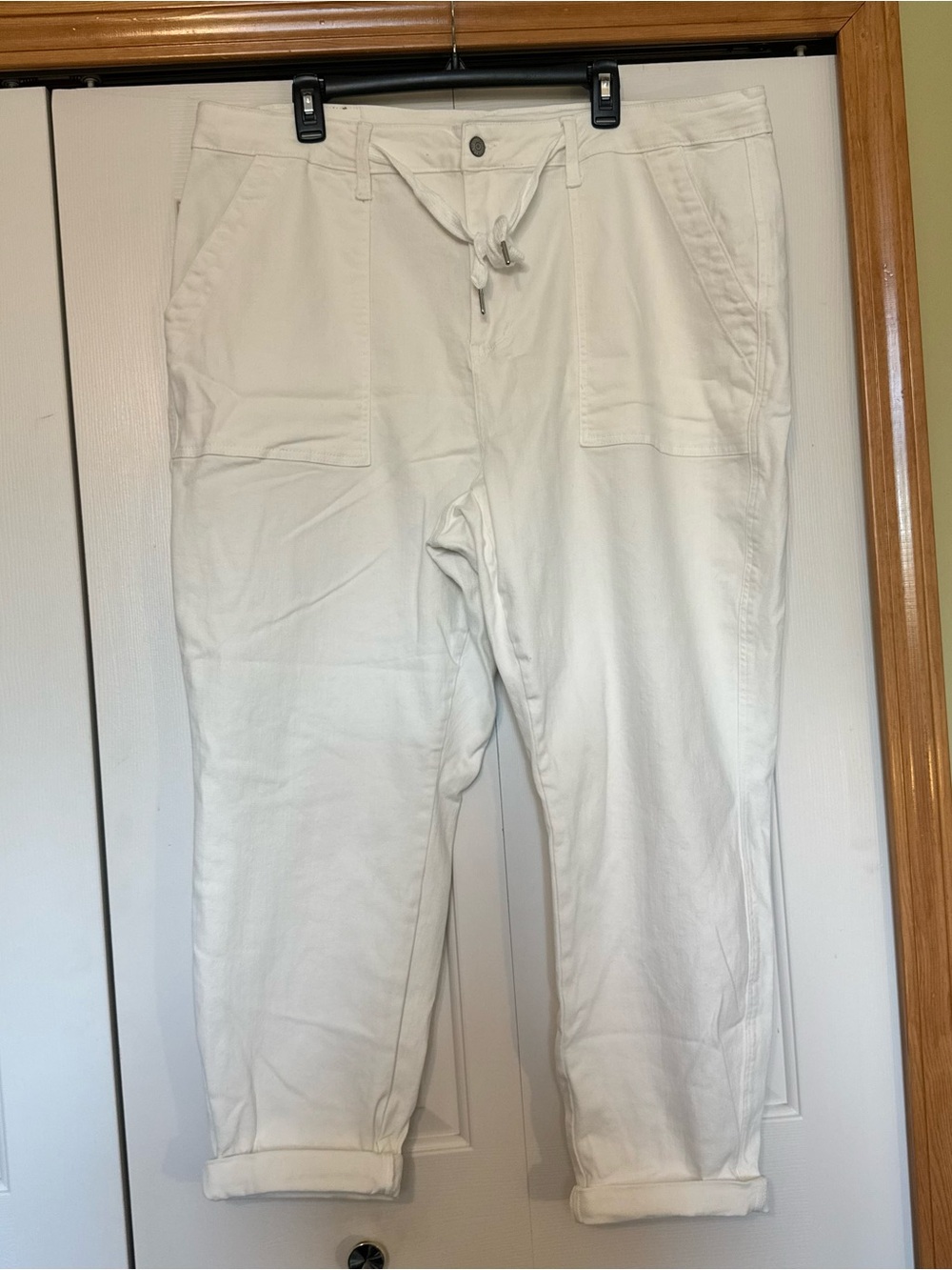 Judy Blue Boyfriend Fit White Drawstring Waist Jeans